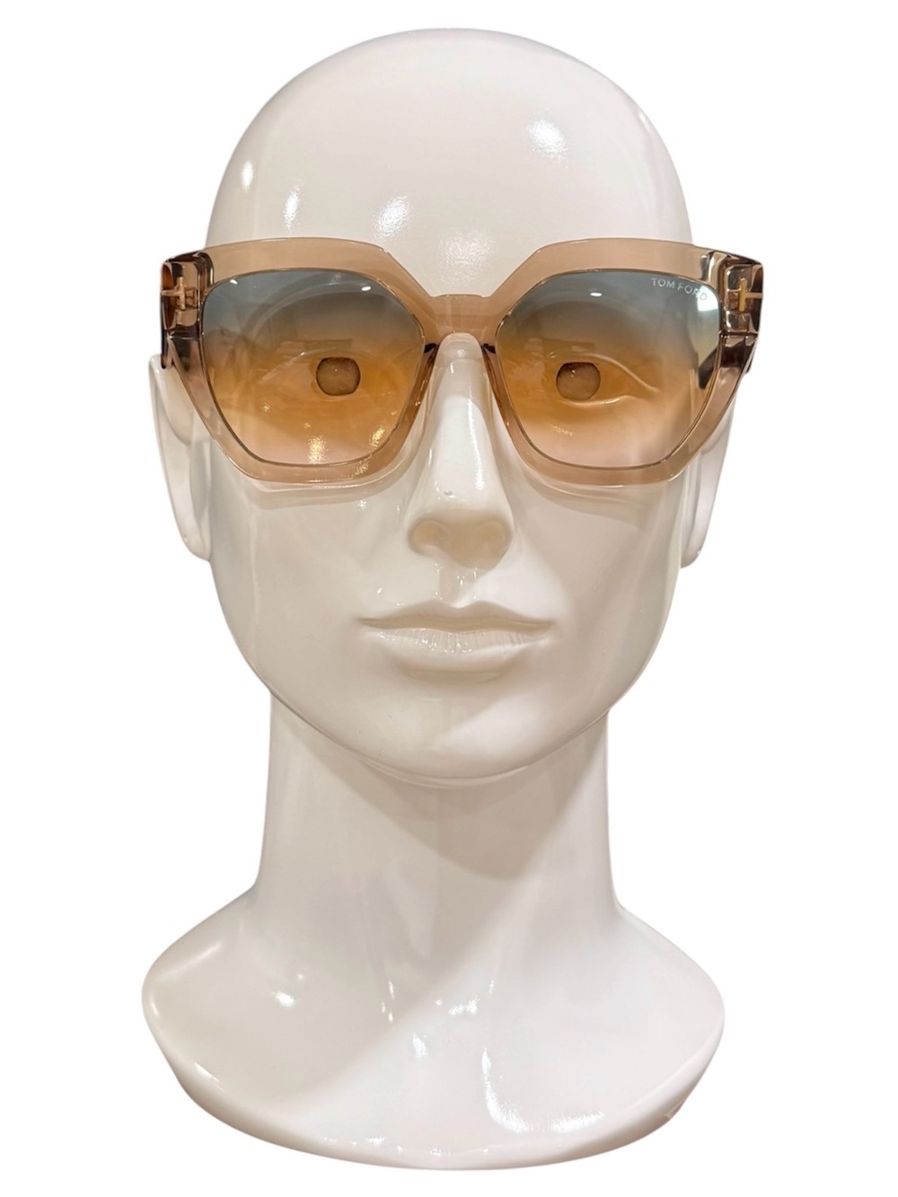 Authentic NWOT Tom Ford oversized 
 sunglasses with brown gradient lenses - Picture 5 of 11
